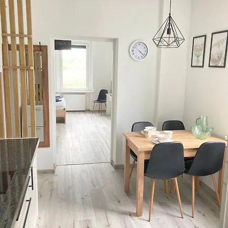 Apartment Kamienica Nad Malta- Mieszkania Nad Jeziorem Maltanskim *