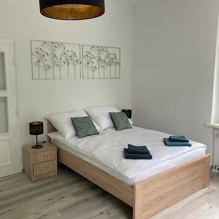 Kamienica Nad Malta- Mieszkania Nad Jeziorem Maltanskim Apartman *