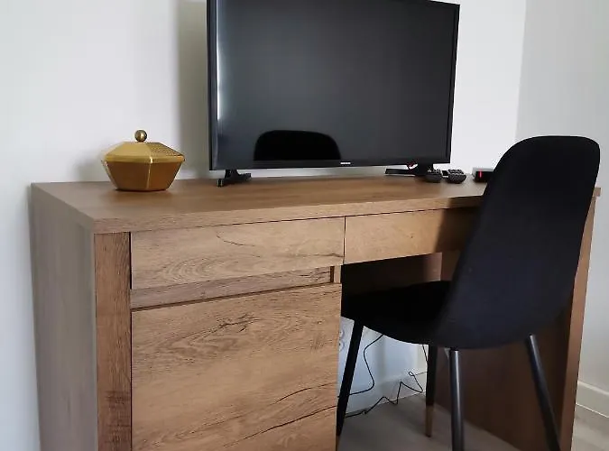 Kamienica Nad Malta- Mieszkania Nad Jeziorem Maltanskim Apartman *