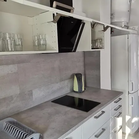 Апартаменты Kamienica Nad Malta- Mieszkania Nad Jeziorem Maltanskim Познань