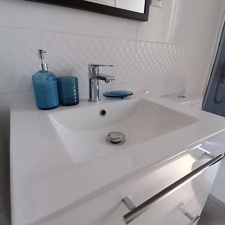 Kamienica Nad Malta- Mieszkania Nad Jeziorem Maltanskim Apartment