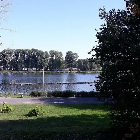 Kamienica Nad Malta- Mieszkania Nad Jeziorem Maltanskim *