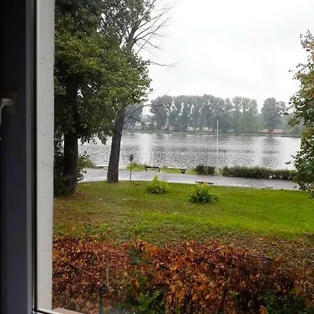 Kamienica Nad Malta- Mieszkania Nad Jeziorem Maltanskim Апартаменты *