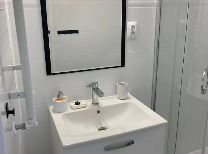 Kamienica Nad Malta- Mieszkania Nad Jeziorem Maltanskim